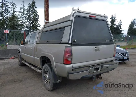 2004 Chevrolet Silverado 2500Hd Ls from USA, damaged, VIN 1GCHK23164F172209
